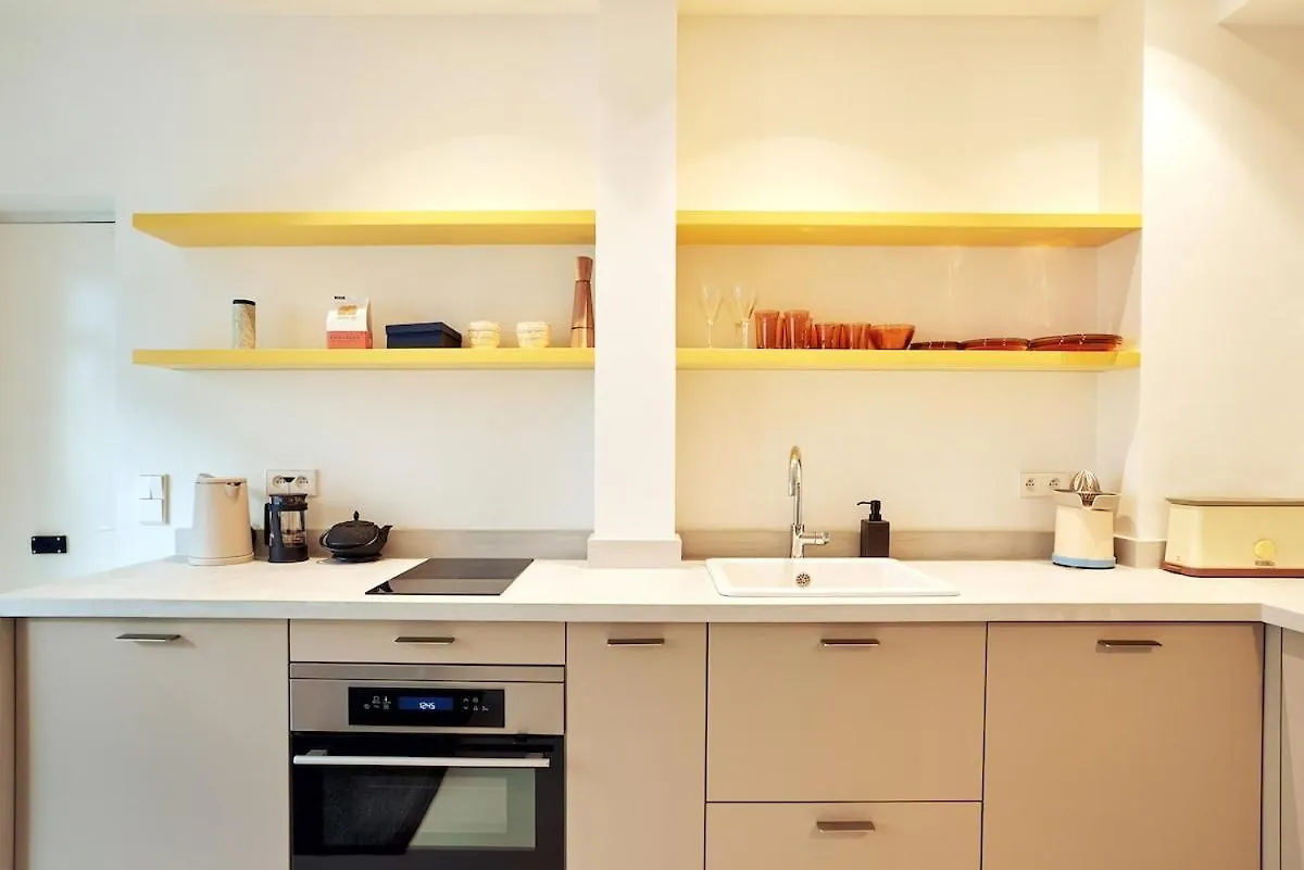 Appartement Grand Studio Pour 4P Paris 14